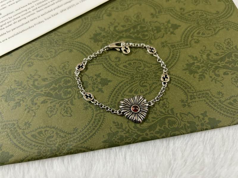 Gucci Bracelet 05yxh198